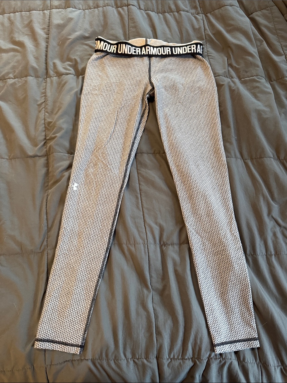 Under Armour Light Gray Waffle-Texture Leggings with Branded Waistband